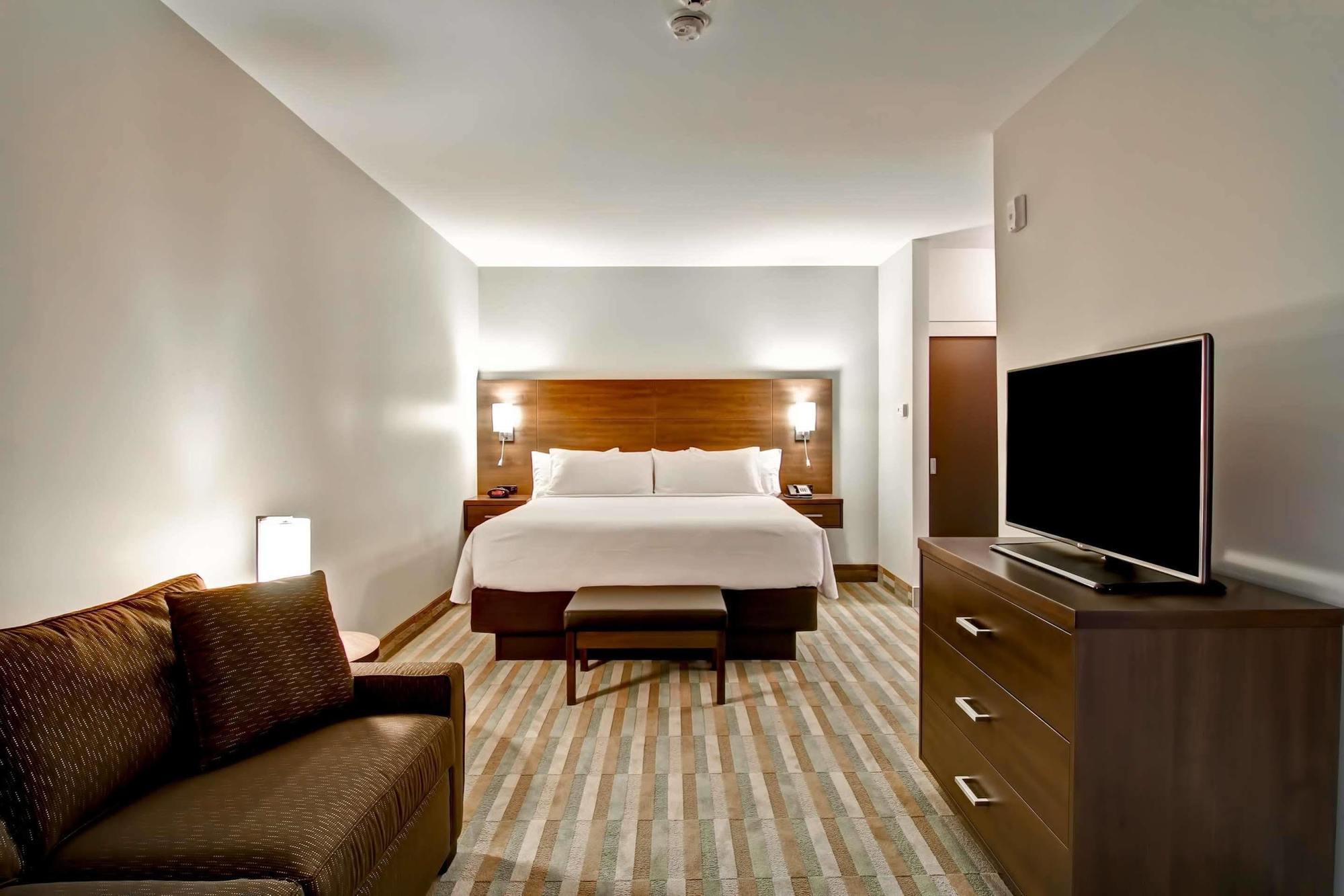 Best Western London Airport Inn & Suites Extérieur photo