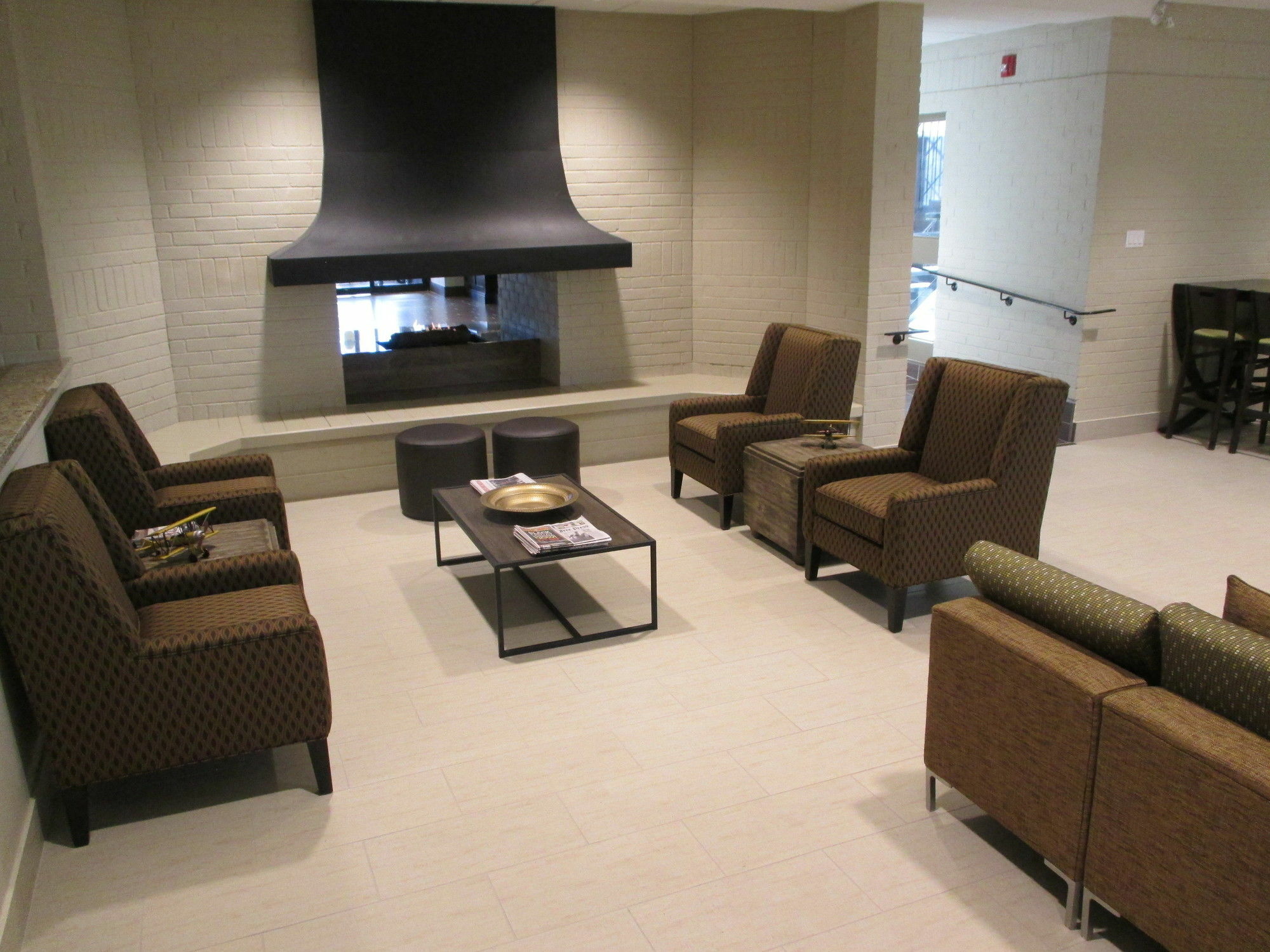 Best Western London Airport Inn & Suites Extérieur photo